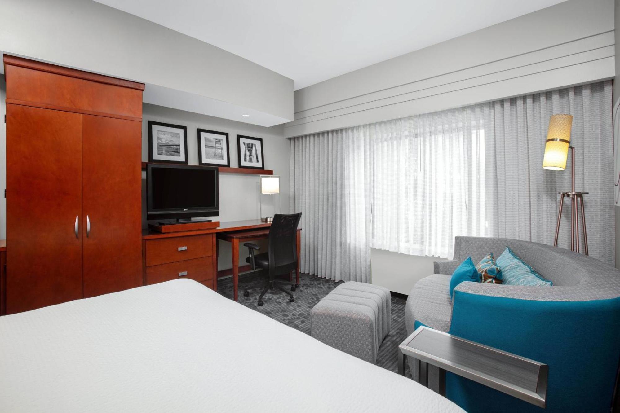 Courtyard By Marriott Jacksonville I-295/East Beltway Exterior photo